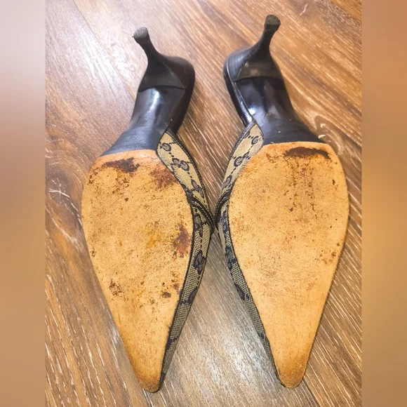 Gucci - Vintage Monogram Printed Mules - Size 9B - Excellent Price Limited Time - Picture 13 of 17